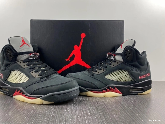 HYPE Jordan Air Off Noir DR0092-001 Gore-Tex 5 0627